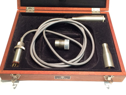 BRUEL & KJAER 2613 CATHODE FOLLOWER WITH ACCESSORIES ae1z19