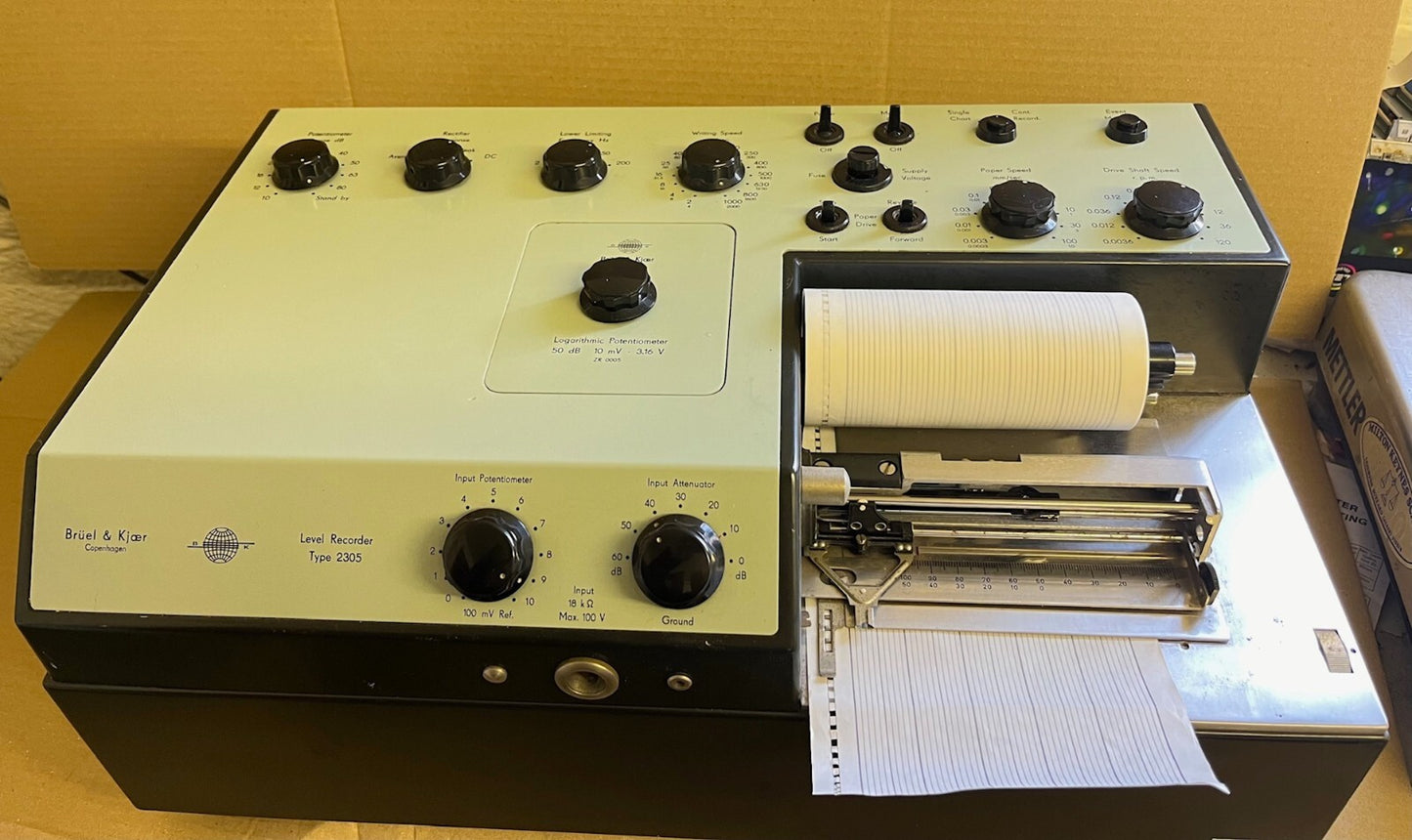BRUEL & KJAER 2305 LEVEL CHART RECORDER WITH ZR-0005 LOG POTENTIOMETER