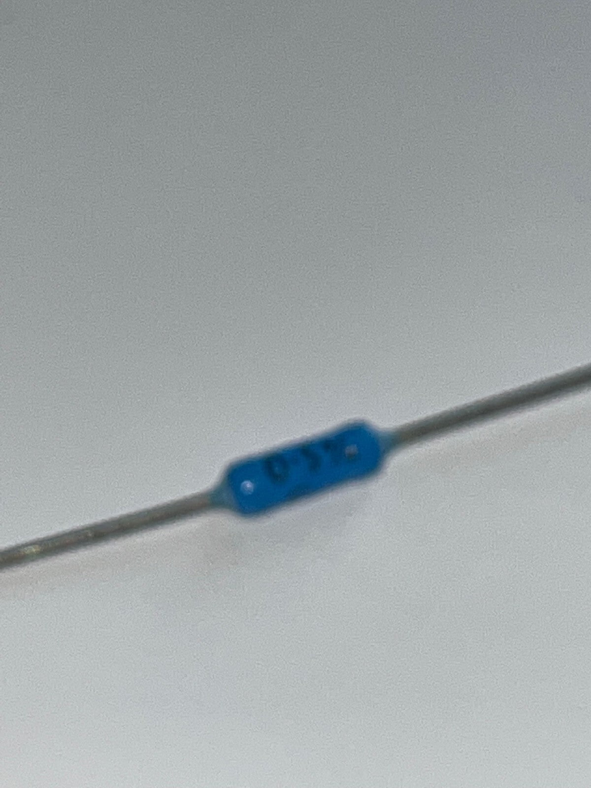 2.7K OHM 0.5% 1/2W WELWYN METAL FILM PRECISION RESISTOR (X1 ) fba39.30