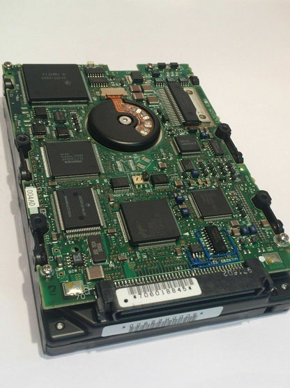 Hitachi Ultrastar 10K300 73.4GB FIBER CHANNEL HARD DRIVE fbd1a