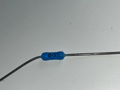 220R 220 OHM 0.5% 1/2W WELWYN METAL FILM PRECISION RESISTOR (X1) fba39.27
