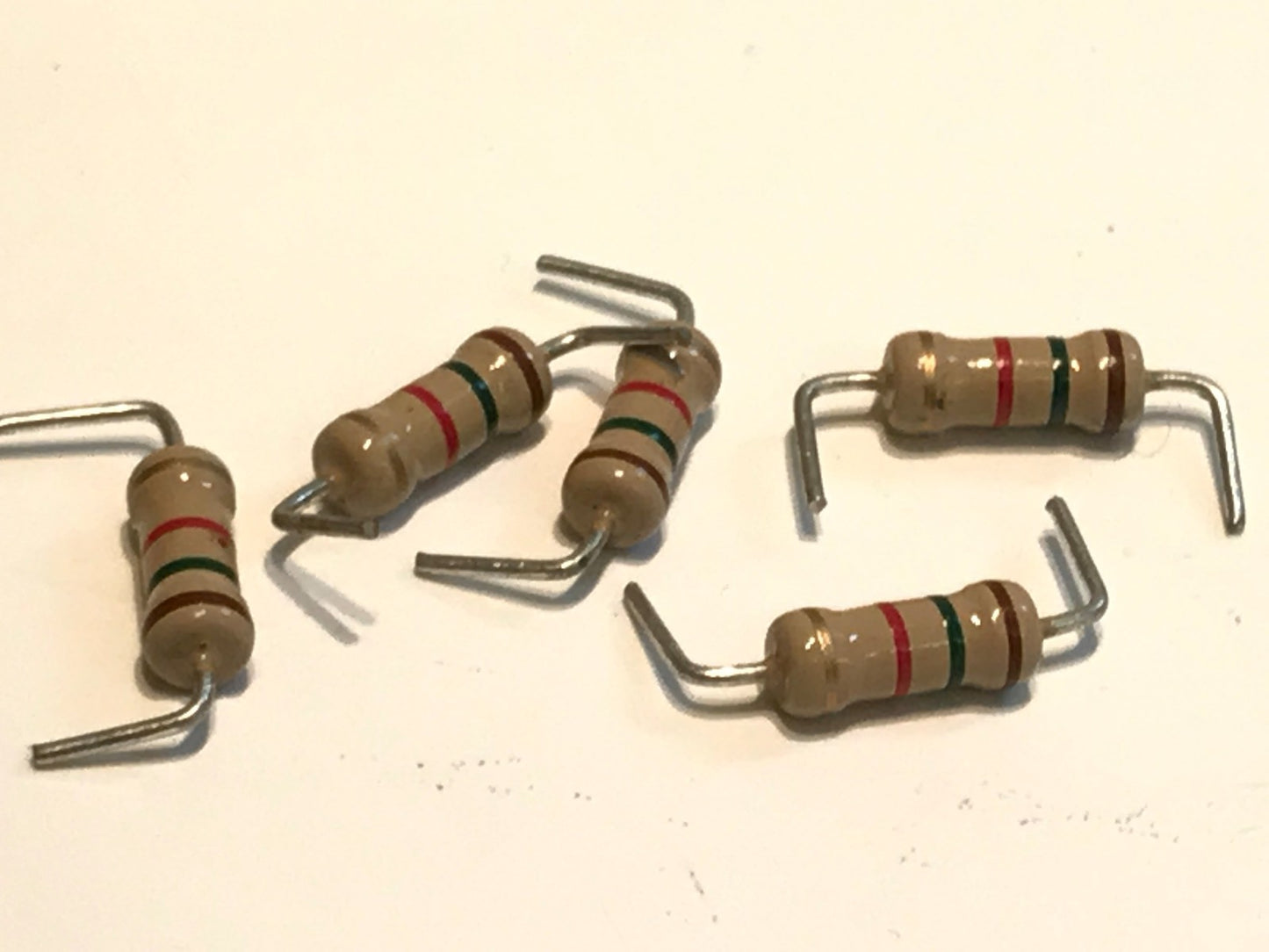 1.5K OHM 1W CARBON RESISTOR (x5) fba18n