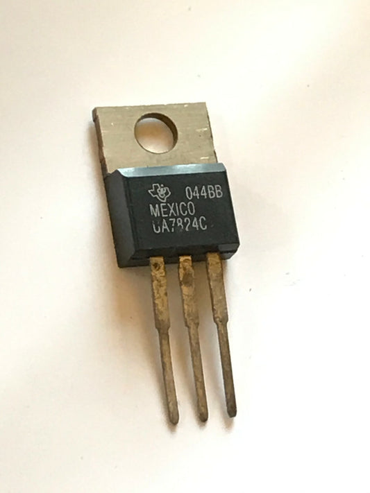 ORIGINAL VINTAGE TEXAS UA7824C 1A 24V REGULATOR TO220 (x1) UK STOCK fd7d55