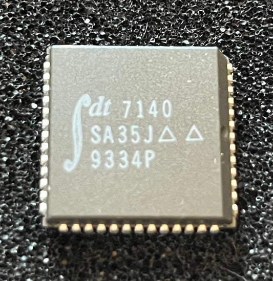 IDT IDT7140-SA35J 42 PIN PLCC STATIC RAM UK STOCK (x1) fcb20.27