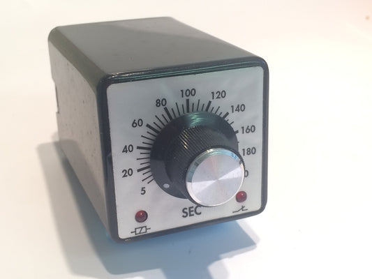 TEMPATRON ON DELAY TIMER 8 PIN OCTAL 240V 5 - 200 SECS RS 349-888 fd4f9