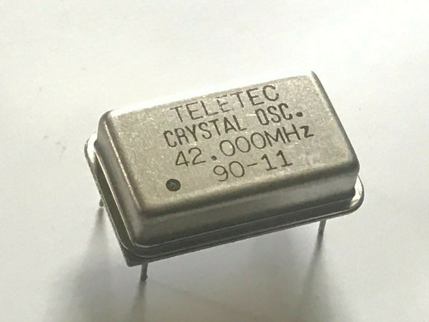XTAL CRYSTAL OSCILLATOR 4 PIN 14 PIN DIL SIZE OLD STYLE ALL FREQUENCIES faa13