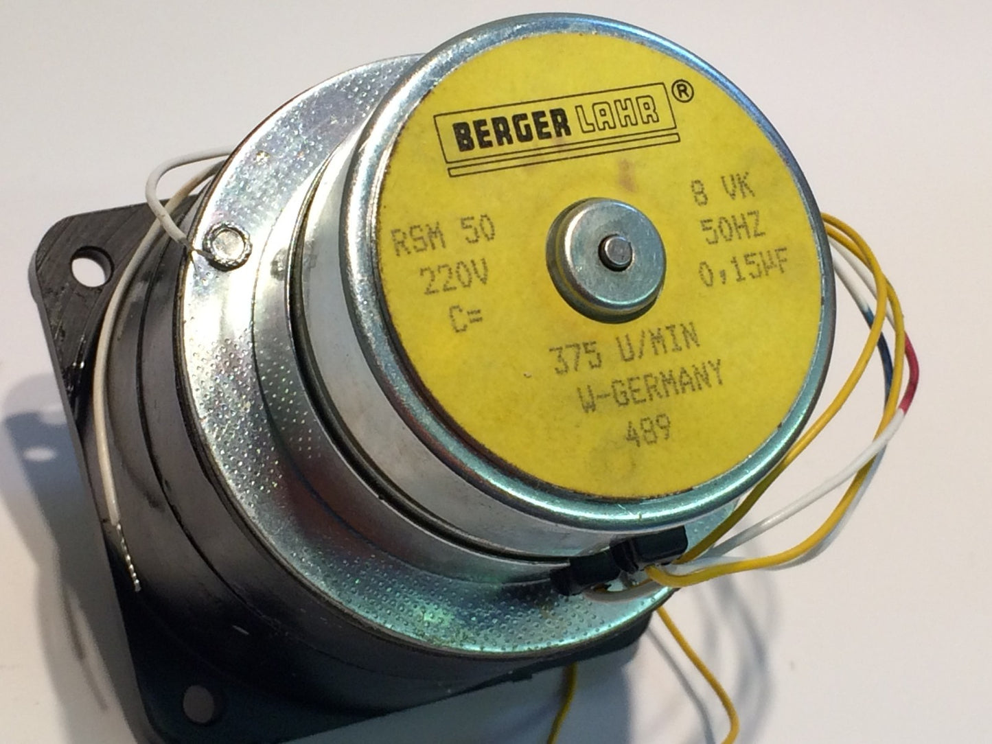 BERGER LAHR RSM50/8VK 220V 375 RPM SYNCHRONOUS MOTOR & 1:25 GEAR BOX ad1L2