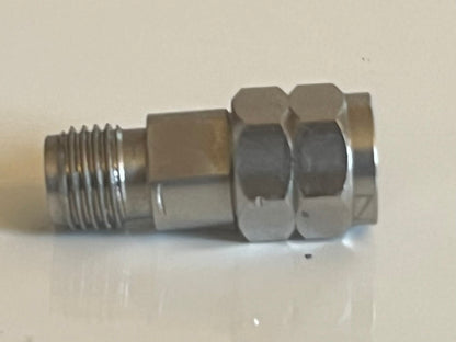 2.4MM MALE - 2.92MM FEMALE RF MICROWAVE 50GHZ ADAPTER PREMIUM QUALITY AE1W15