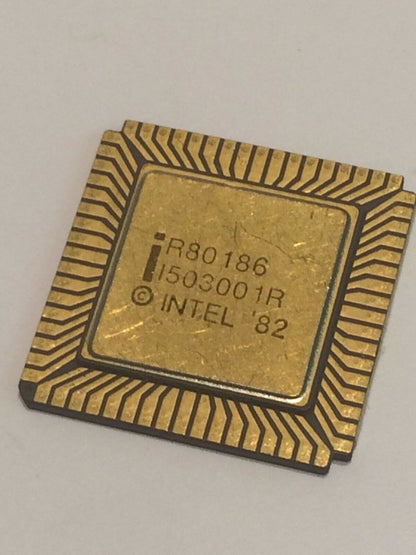 INTEL R80186 FLAT PACK GOLD CERAMIC CHIP COLLECTABLE VINTAGE PROCESSOR fba10a62