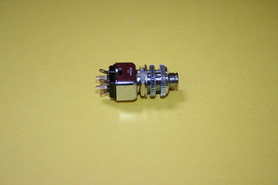 SMALL HIGH QUALITY MOMENTARY DOUBLE POLE FOOT OR PANEL SWITCH fbb15k